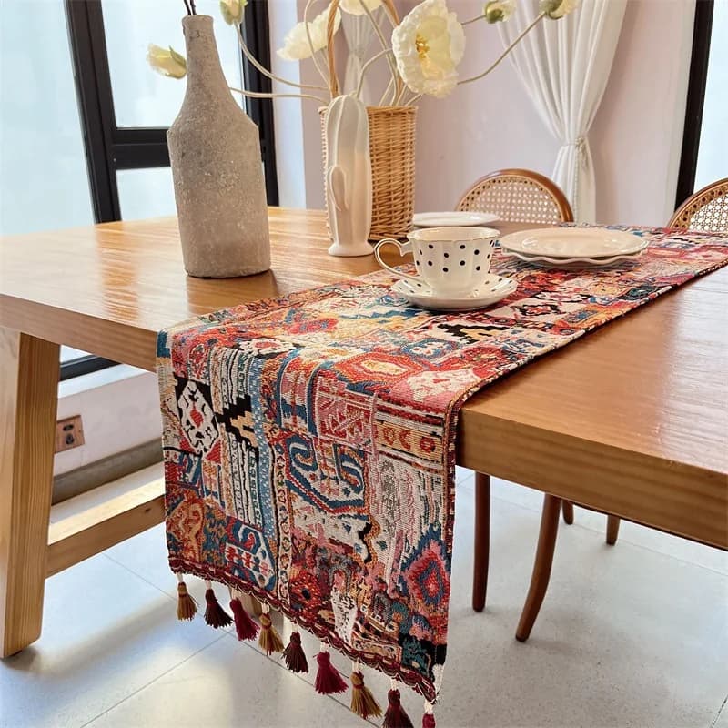 Bohemian-Ethno-Tischläufer mit geometrisch-abstraktem Baumwollgemisch-Dekor